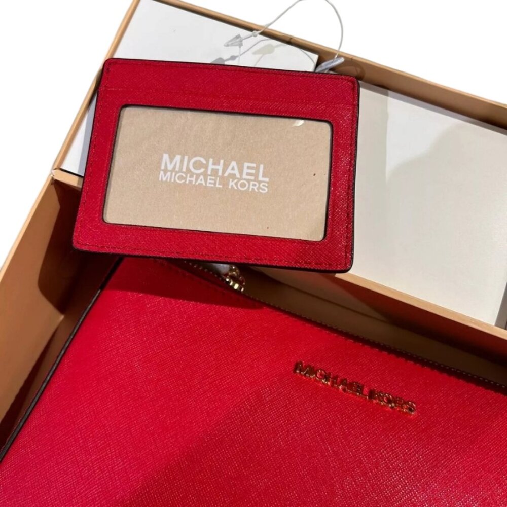 Michael Kors NWT Giftable Boxed Items Crossbody plus Card Wallet Comes in a box - Picture 10 of 11